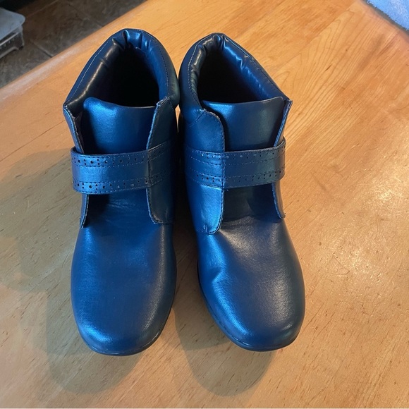 Angel steps new women’s ankle boots (booties)navy size 10M man made materials - Picture 1 of 9